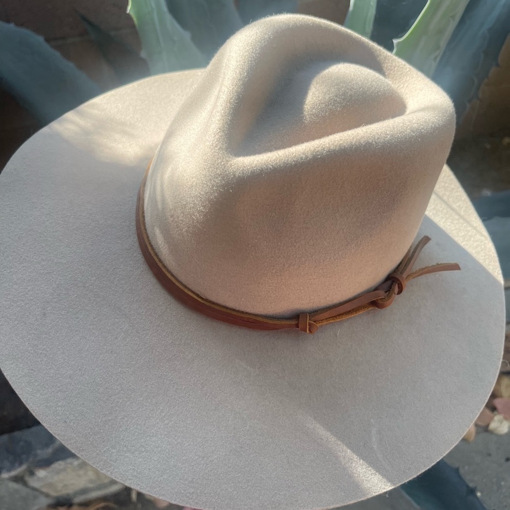 WYETH Hat